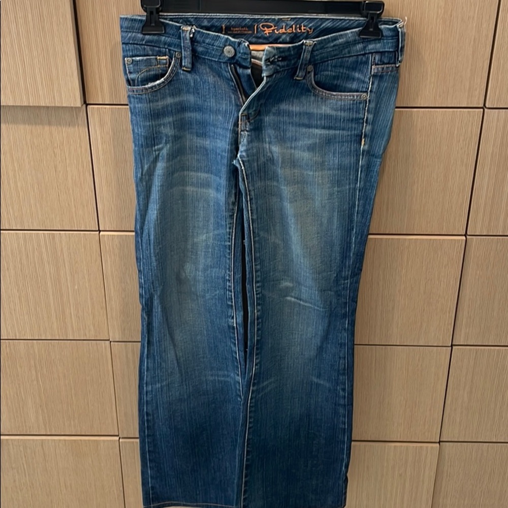 Fidelity low waisted jeans size 27